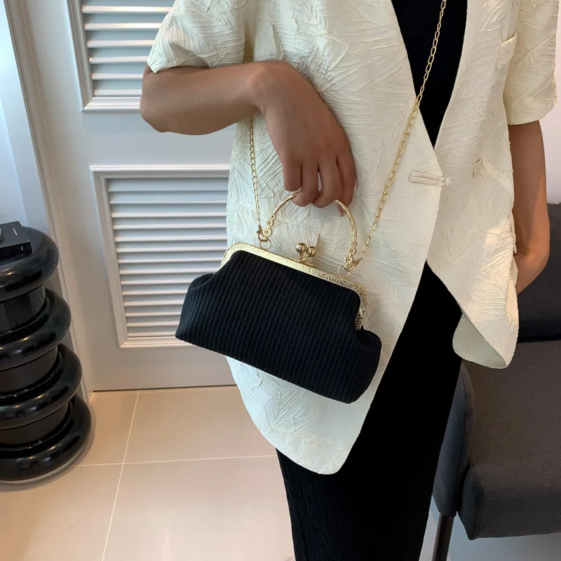 Fashion Textured Kiss Lock Evening Clutch Bag for Women, Metal Frame Top Handle Bags, Elegant Crossbody Bag for Wedding,Banquet