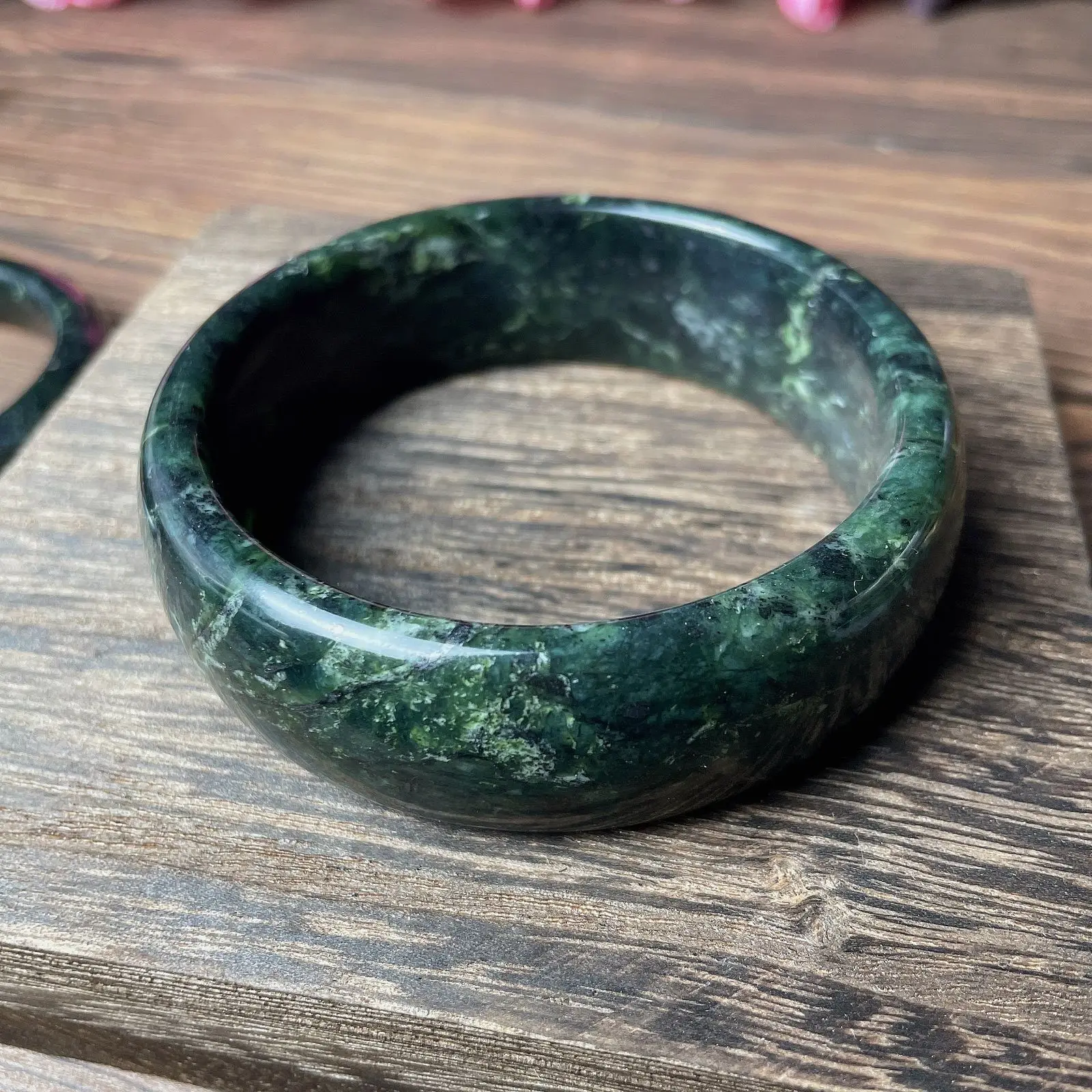 

Medicine King Stone Bracelet Women's Health