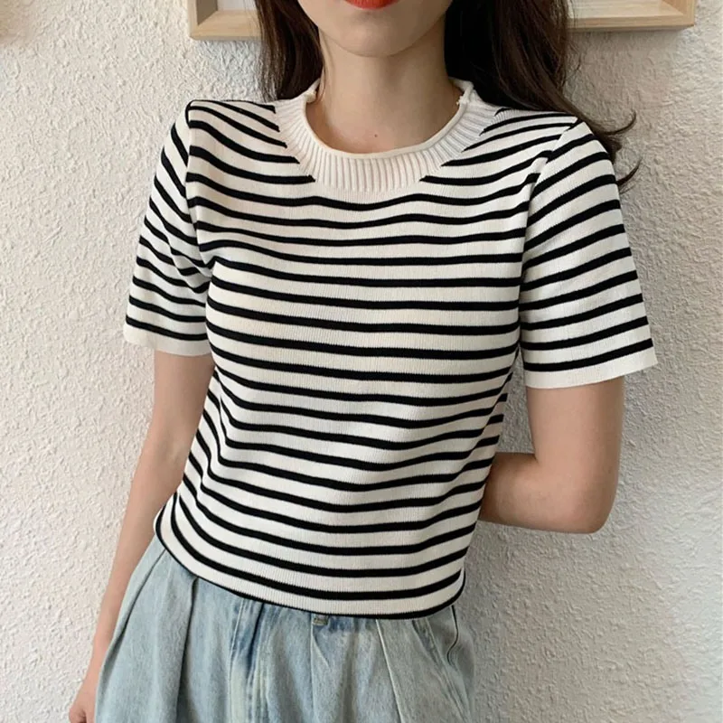 Striped Short Sleeve T-shirt Women O-neck Knitted Top Retro Slim Basic Casual Tops Female Fashion Office Knitwear Shirt Tops