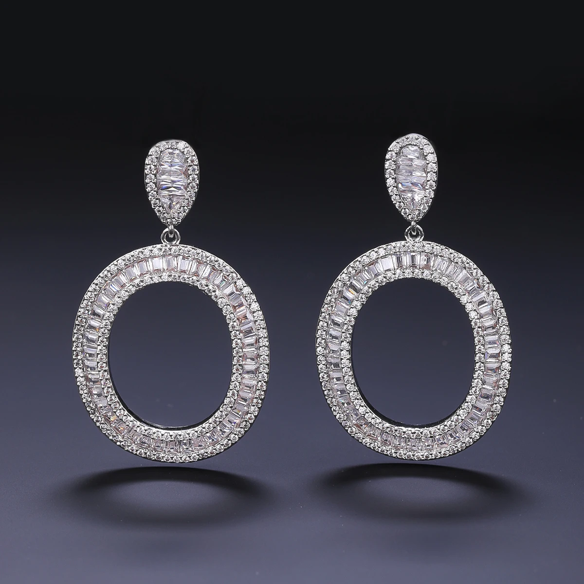 

Shiny Cubic Zirconia Crystal Round Design Pendant Women's Wedding Bridal Dinner Party Earrings New Fashion Jewelry CE12348