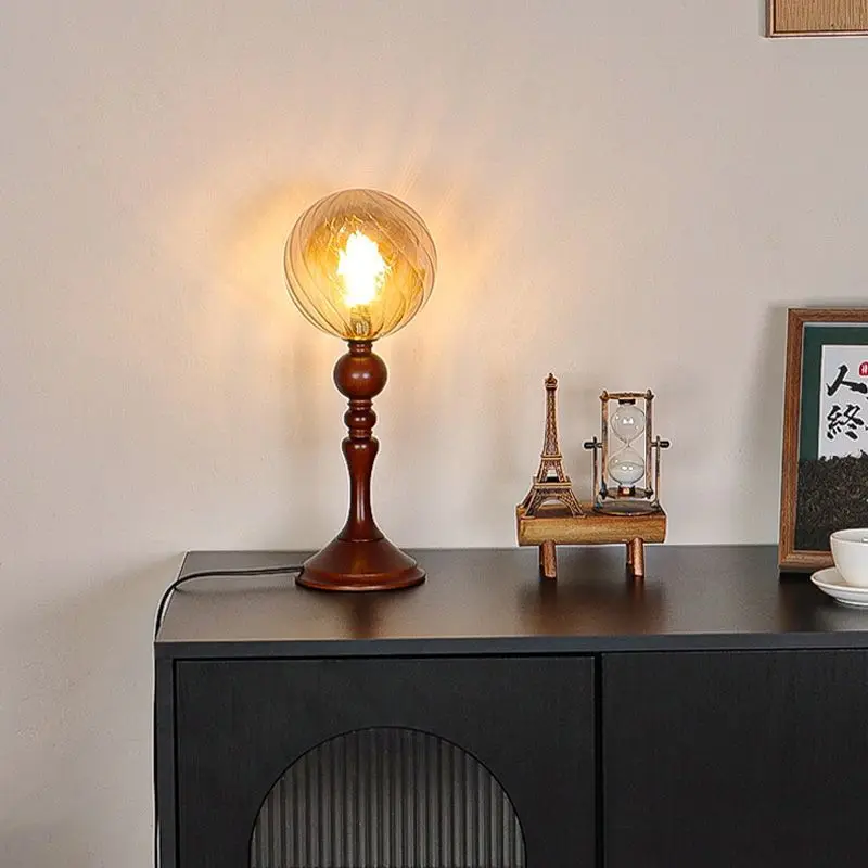 

Настольная лампа во французском стиле ретро, прикроватная лампа для спальни из цельного дерева, американский антикварный стиль, ваби говорить, атмосферная лампа для украшения гостиной