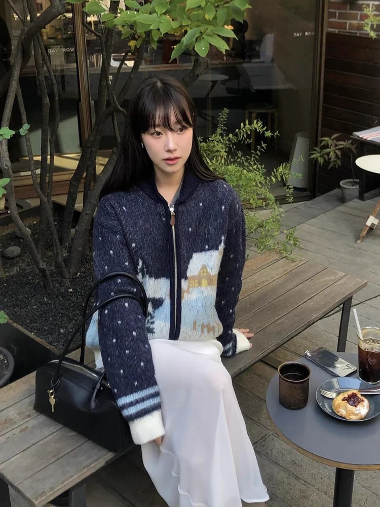 

Candy Miss 2025 Autumn Korean Style Zipper Collar Embroidered Sweater Loose Fit Knitted Cardigan Long Sleeve Regular Thickness