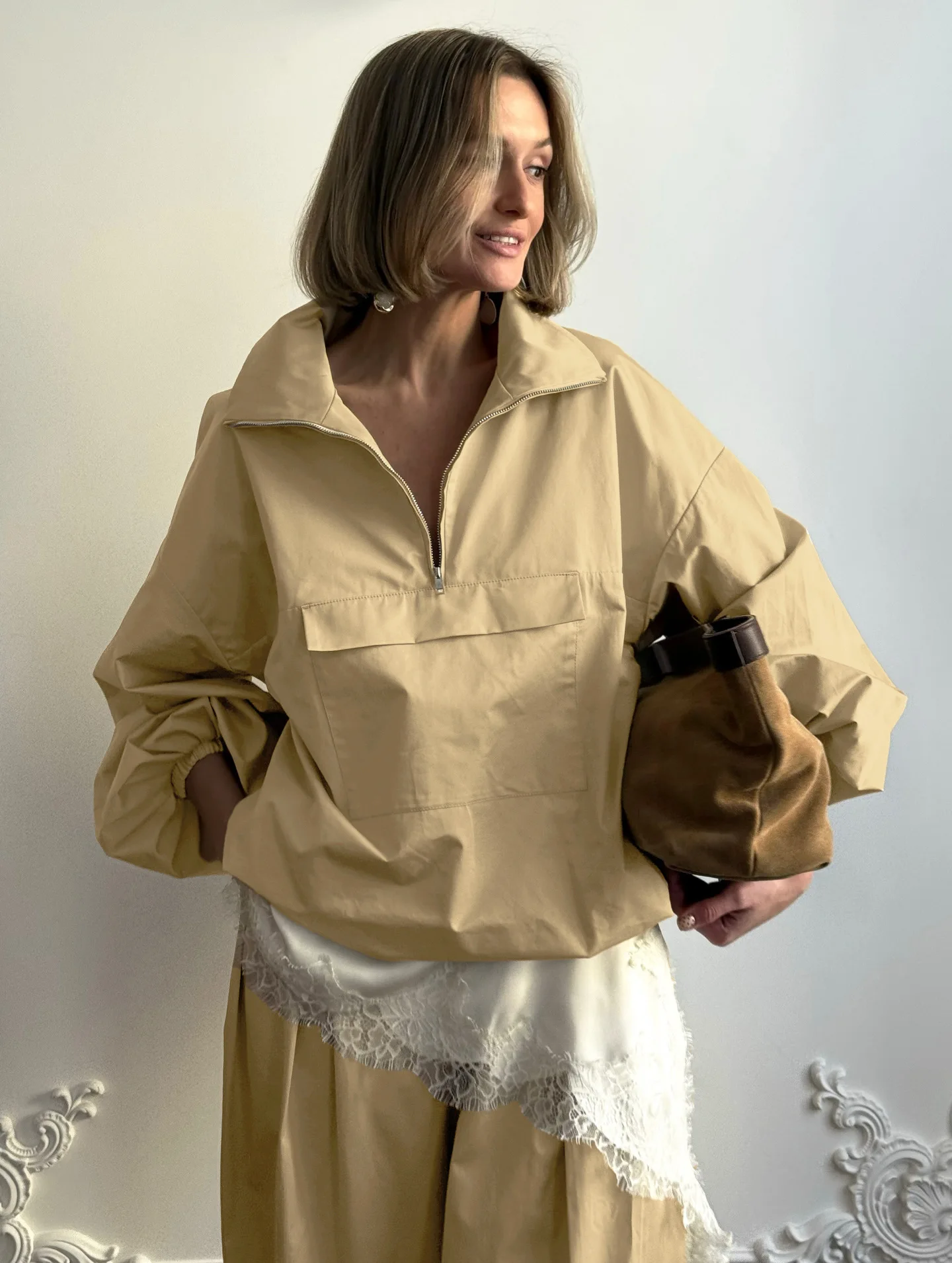 Women Oversized Half Zip Pullover Sweatshirt Stand Collar Big Pocket Long Sleeve Elastic Cuff Loose Top