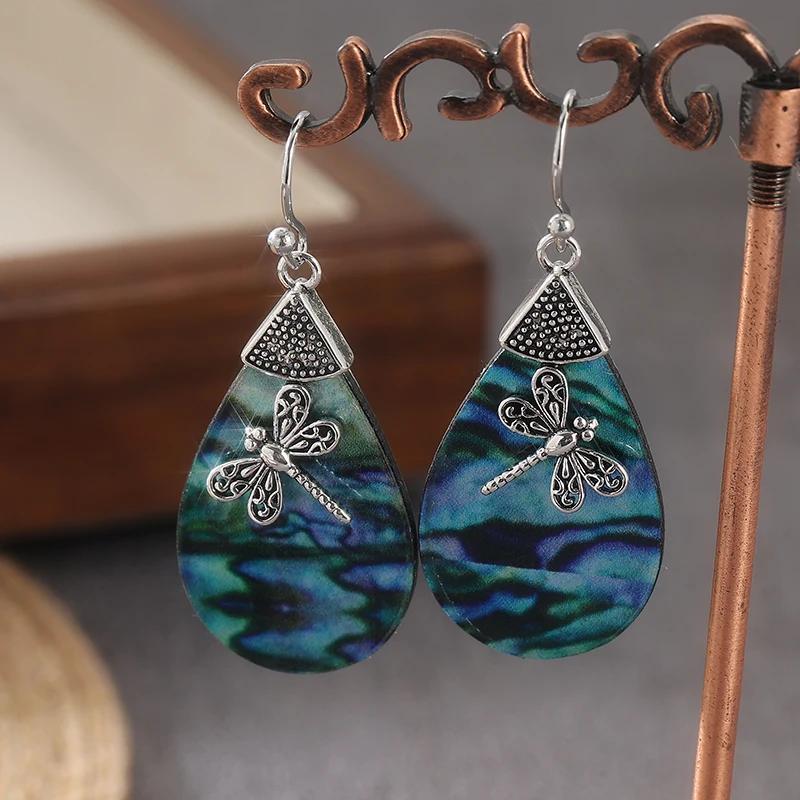 Modische Bohemian-Style Anhänger-Ohrringe Stein Wassertropfen-Design Libellen-Muster Ohrringe Personalisierter Damenschmuck
