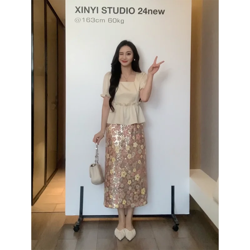 

Комплект XIN: летний атласный топ с золотым напылением и юбка с пайетками, облегающий, из полиэстера, модный, для студенток