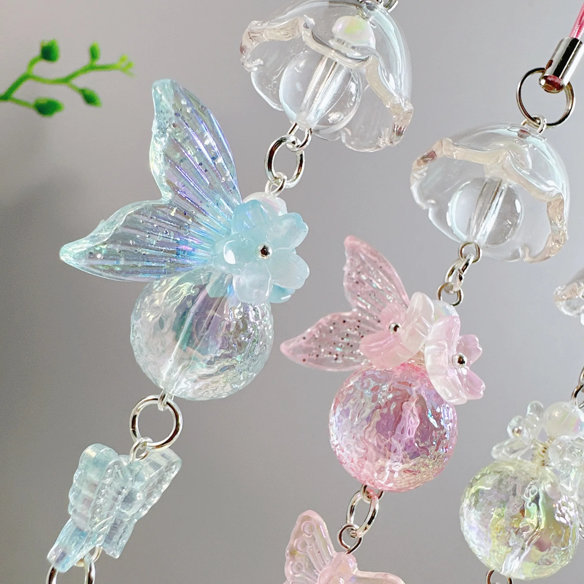 Fashion Sakura Fish Tail Wind Chime Beaded Phone Charm Pendant Fashionable Ornament Cell Phone Chain Keyring Strap Lanyard