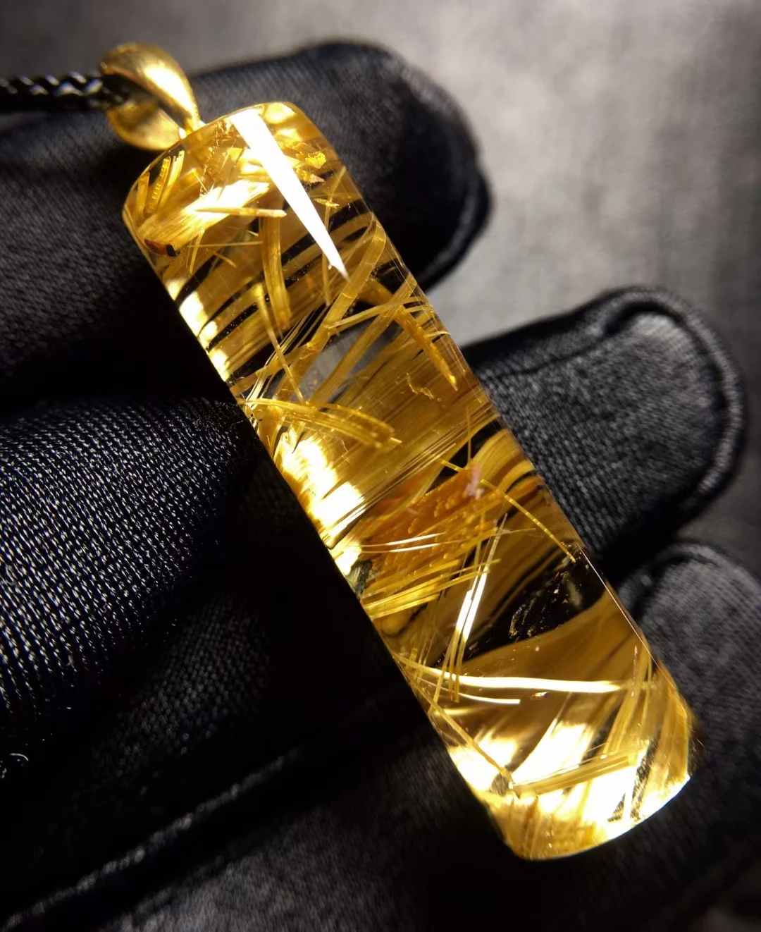 Natural Gold Rutilated Quartz Pendant Barrel Rutilated Quartz Jewelry 34*10.3mm Bead Men Women Brazil AAAAAAA