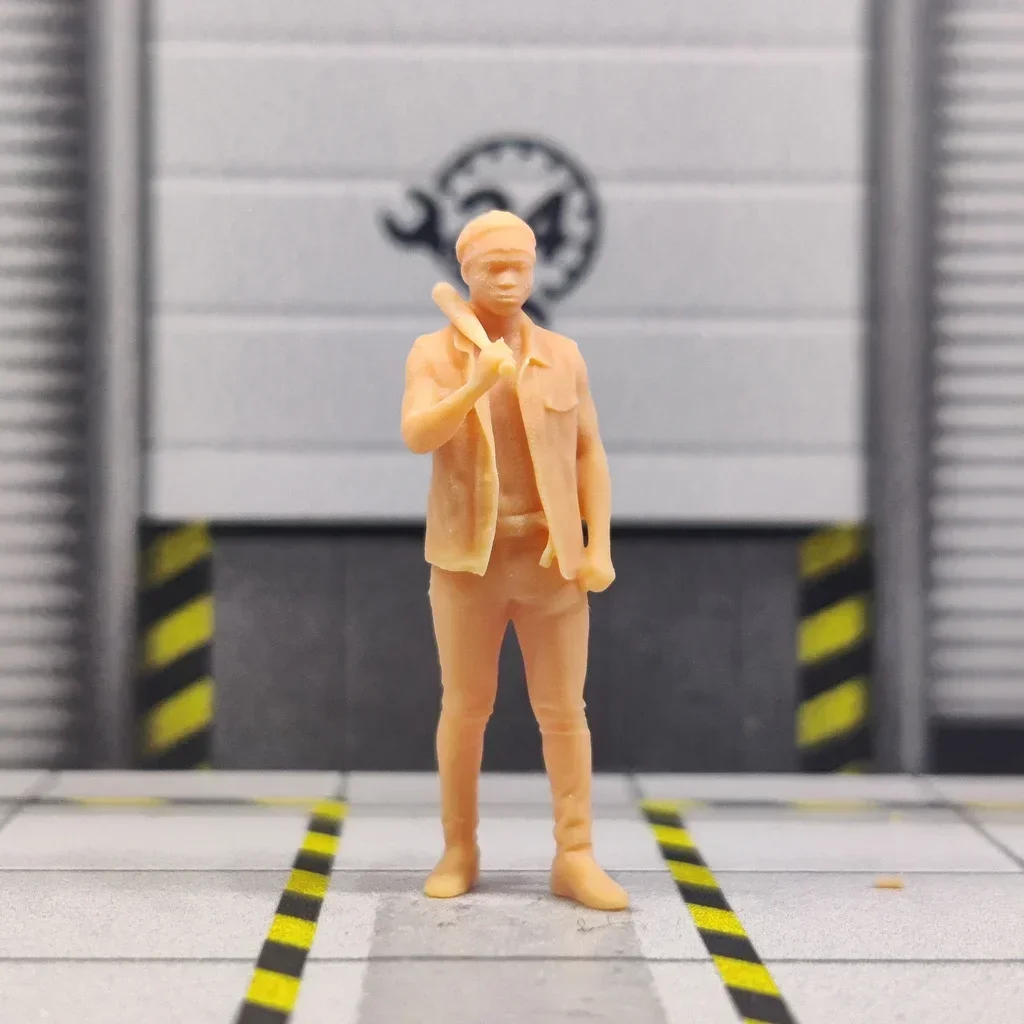 1/64 1/43 Scale Model Resin Little Gangster with Stick on His Shoulder Uncolored Miniature Diorama Hand-painted S515