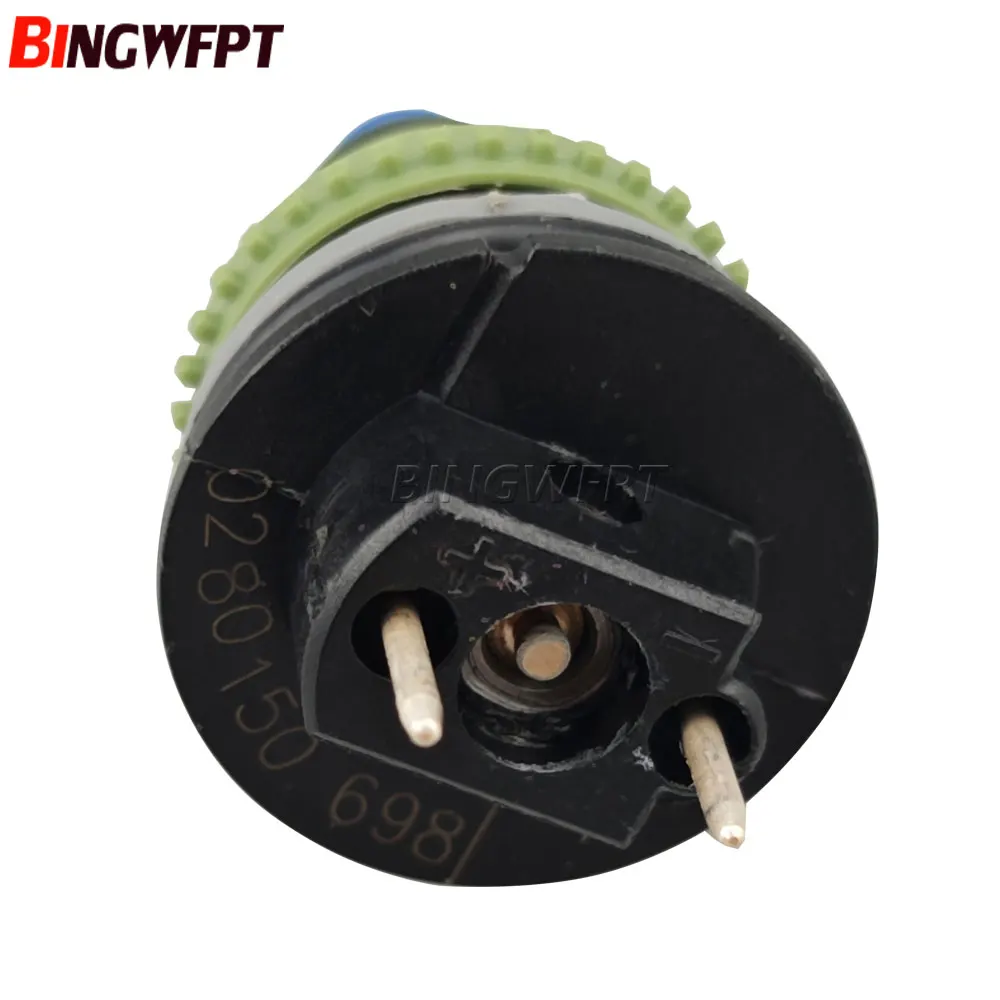 Fuel injector 0280150698 9946343 7077483 0 280 150 698 For Renault 19 / Clio 1.6 Spi For Fiat Tipo 1.6 Ie For VW Golf 1.8