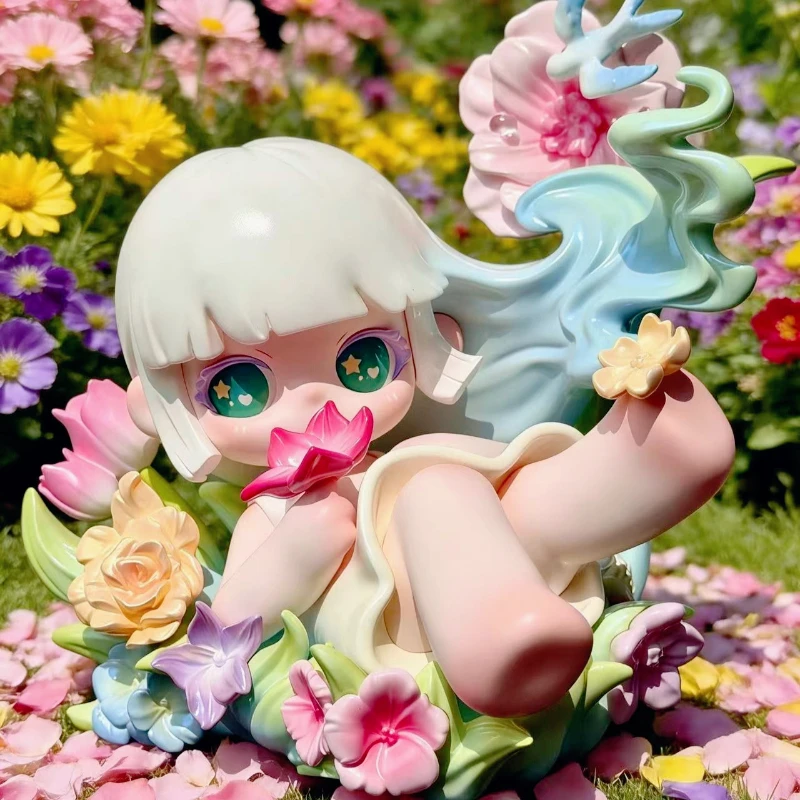 

Liita Collection DORA E-girl Gamer Figure Futuristic Feeling Toy Cool Color Decoration Kitty Ear Designer Doll for Collection