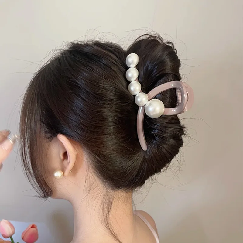 Épingle à cheveux perlée pour femme, attrape le simple, pince requin tempérament, fouet avancé, vêtements de sauna, nouveau