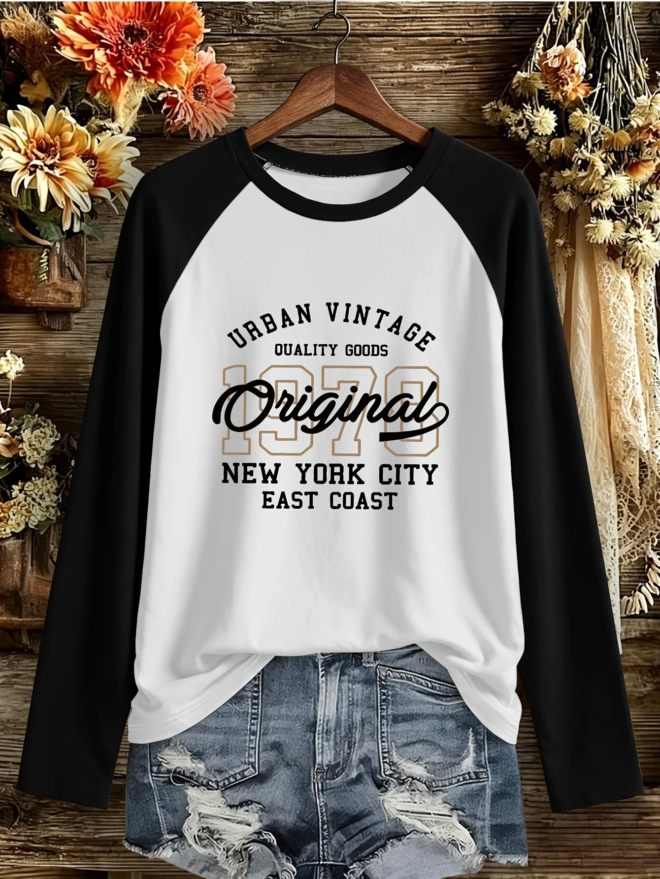 Vintage Letter Print Raglan Long Sleeve T-Shirt Trendy Whimsical Design Perfect for All Seasons Women's Casual Clothes Outfit