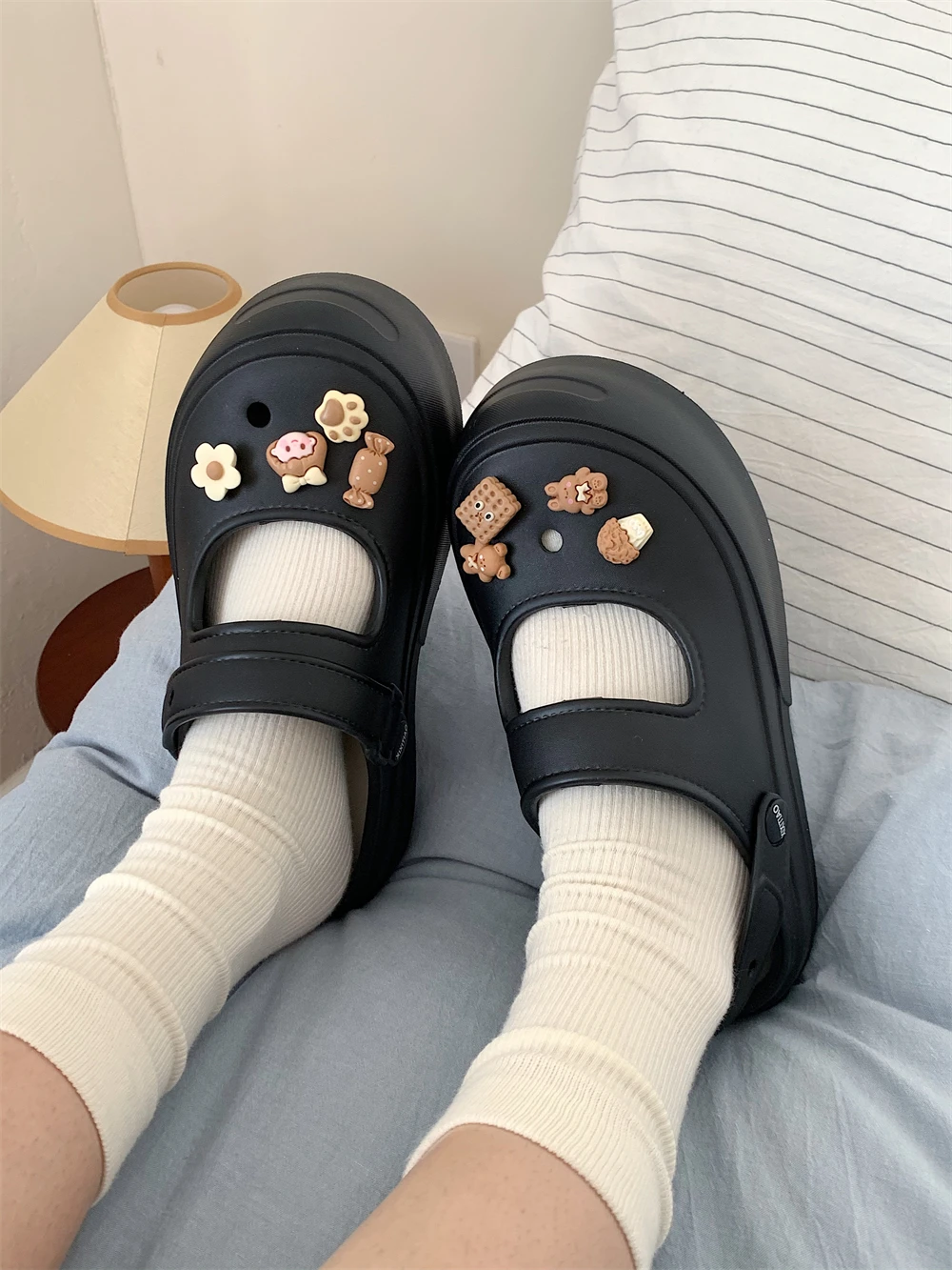 

Cute Cartoon Mary Jane Hole Hole Shoes Women's Summer Slip-On Sandals Low Heel Flat Bottom EVA Youth Casual Footwear