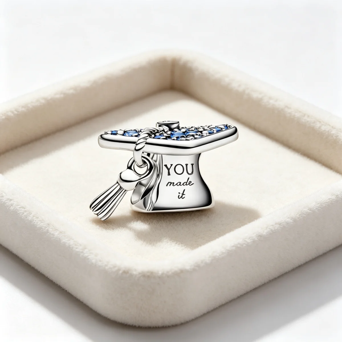 Zirkon-Rosenperlen S925 Reines Silber Hundeherz-förmiger Buchstabenanhänger DIY Schlangenkette Anhänger Damenschmuck Muttertagsgeschenke – Detail 3