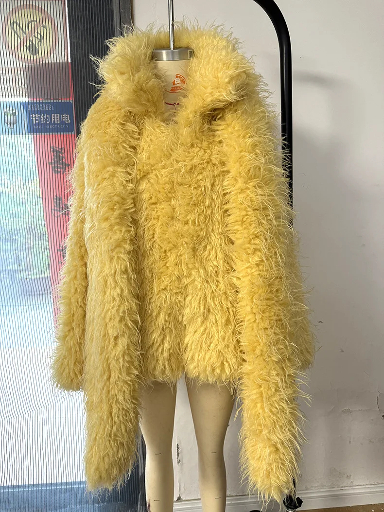 معاطف نسائية من الفرو الصناعي Y2k سترة من الفرو وشاح كبير الحجم برقبة دائرية وأكمام طويلة بغرز مفتوحة سميكة ودافئة من الفرو غير رسمية لخريف وشتاء 2025 #4