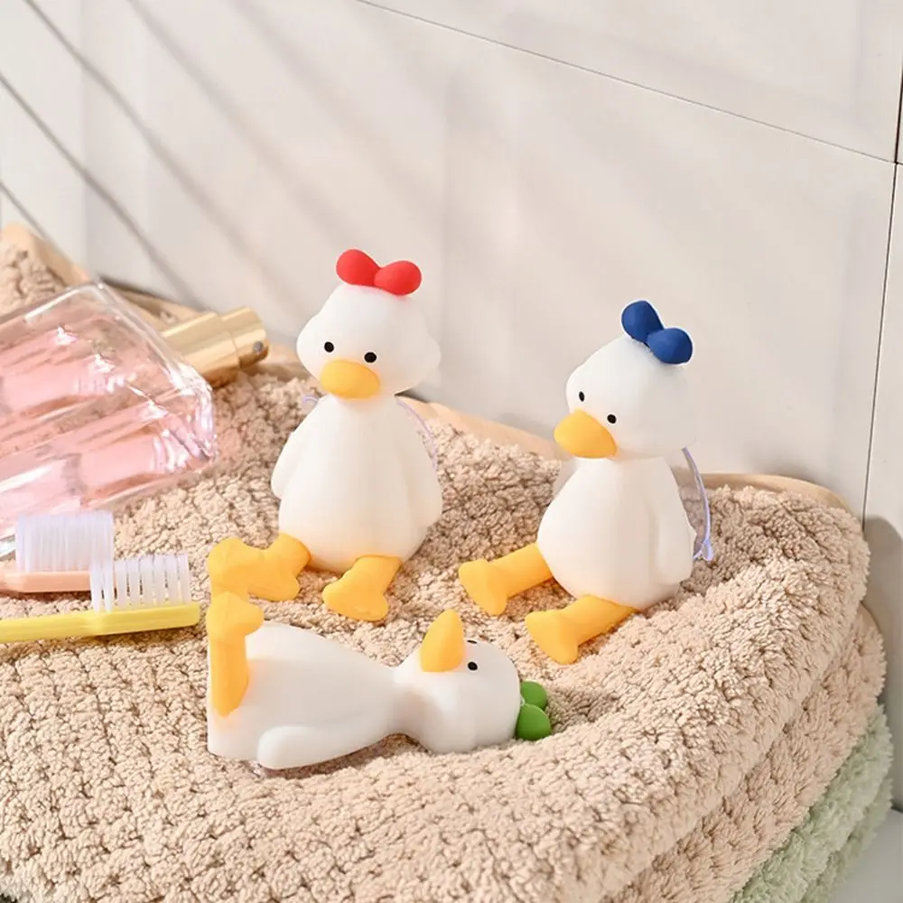 Silicone Duck Toothbrush Holder Three Dimensional Save Space Wall Mounted Toothbrush Holder Perforation Free Toothbrush Rack