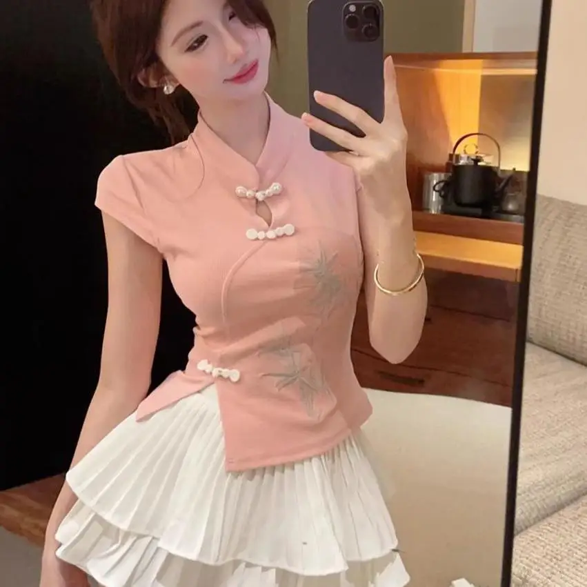 Camiseta de manga corta rosa con hebilla bordada de bambú de estilo chino, ropa de moda para mujer, Top corto ajustado con sentido del diseño