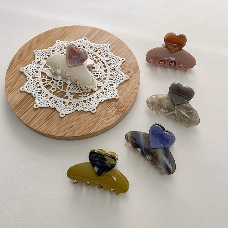 Koreańskie popularne moda 5.8CM miłość-serce małe klamra do włosów proste klipsy do rekina z kwasem octowym akcesoria do włosów dla wdzięcznej pani — zdjęcie 3