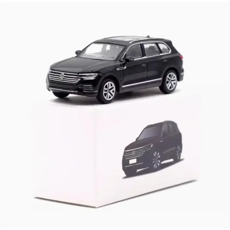 1:64 Volkswagen Touareg diecast alloy simulation model, children's collection of decorative toys, holiday gifts for children.