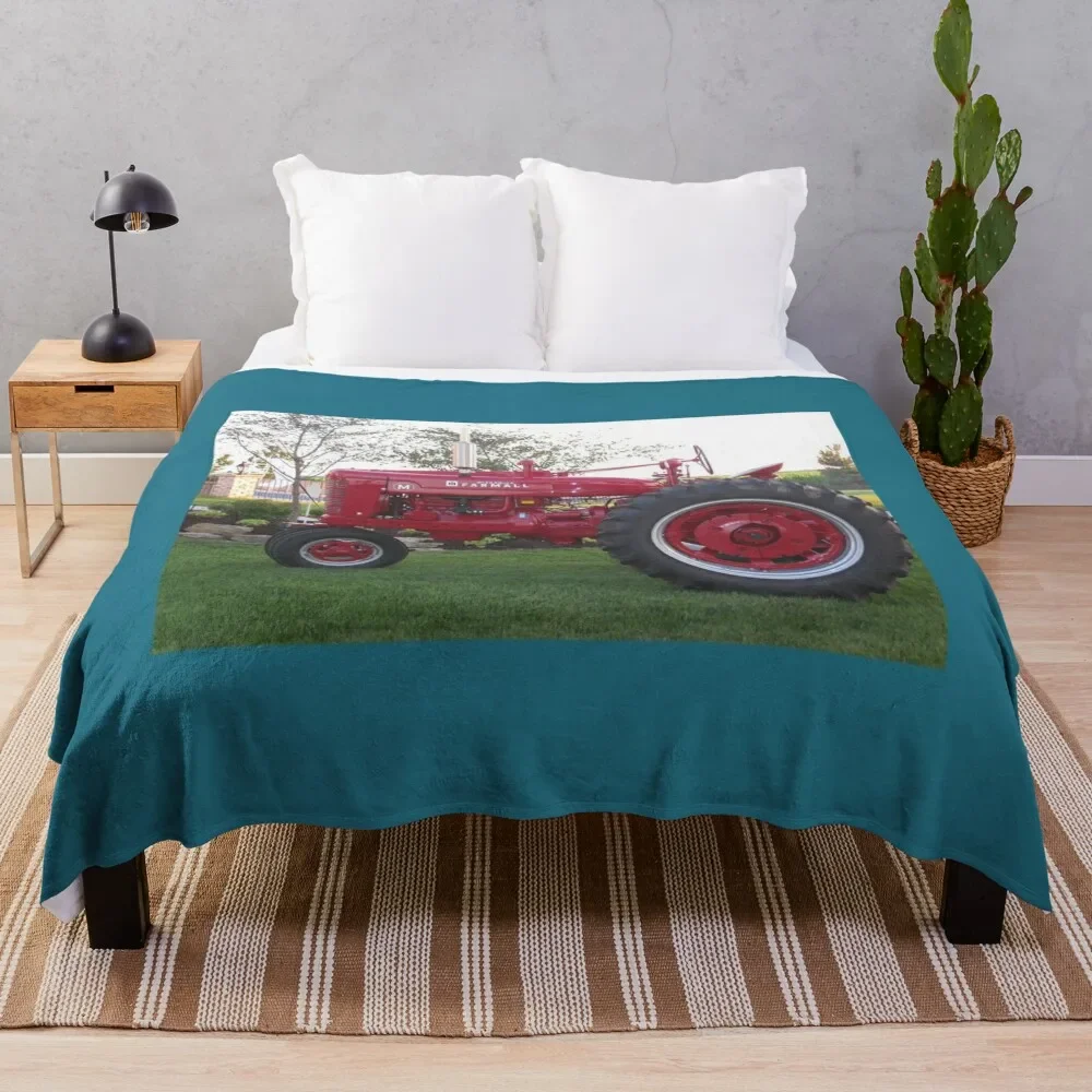 Farmall M Tractor Postcard Throw Blanket for sofa Decoratives decorative Cute Plaid Blankets