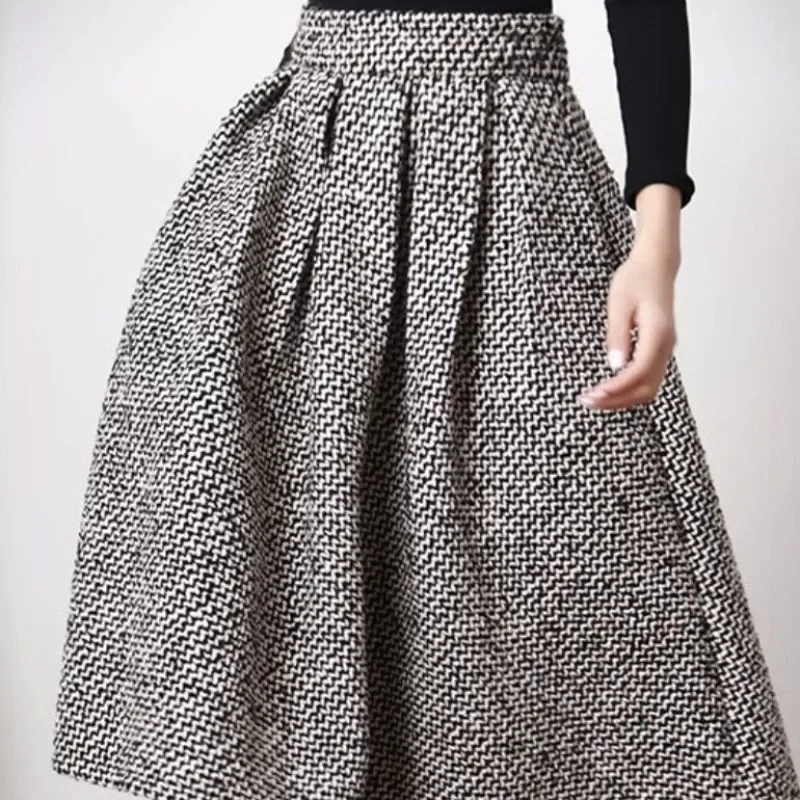 

Matakawa Woolen Faldas Mujer Plaid Vintage Thick Autumn Winter Korean Fashion Women Skirts High Waist A-line Retro Long Skirt