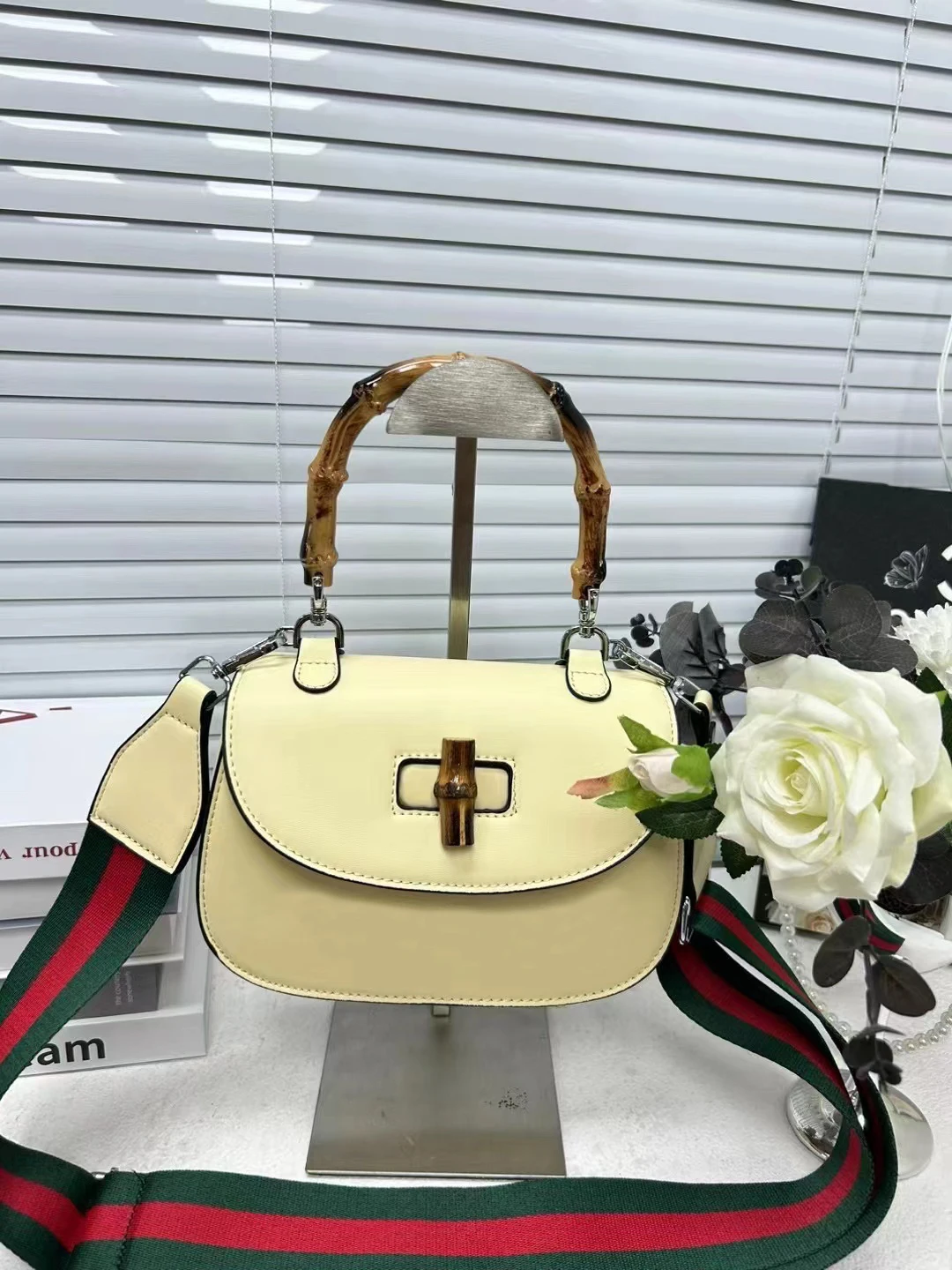 Women\'s Saddle Handbag Light Luxury Designer Bamboo Fashion High-End Crossbody Bag PU Leather High Quality Shoulder Bag