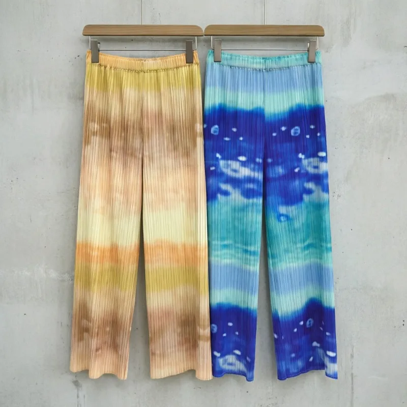 

Miyake Pleated Pants 2026 Summer New Artistic Gradient Print Women Stretchy Draped Straight Pants Simple Casual Fashion Clothing