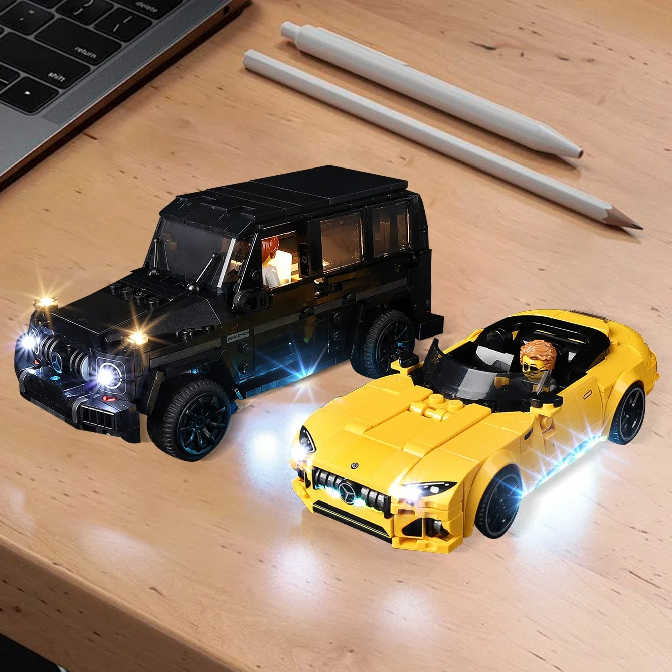 

Набор светодиодного освещения без модели, подходящий для стакана LEGO Batmobile 76924 (кроме строительных блоков)