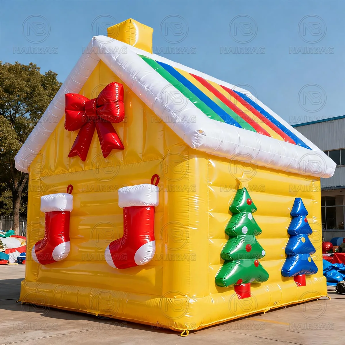 Tenda gonfiabile della casa di Natale del PVC Nuovo design 4x3m Casa di Natale gonfiabile della grotto di Babbo Natale per la decorazione esterna