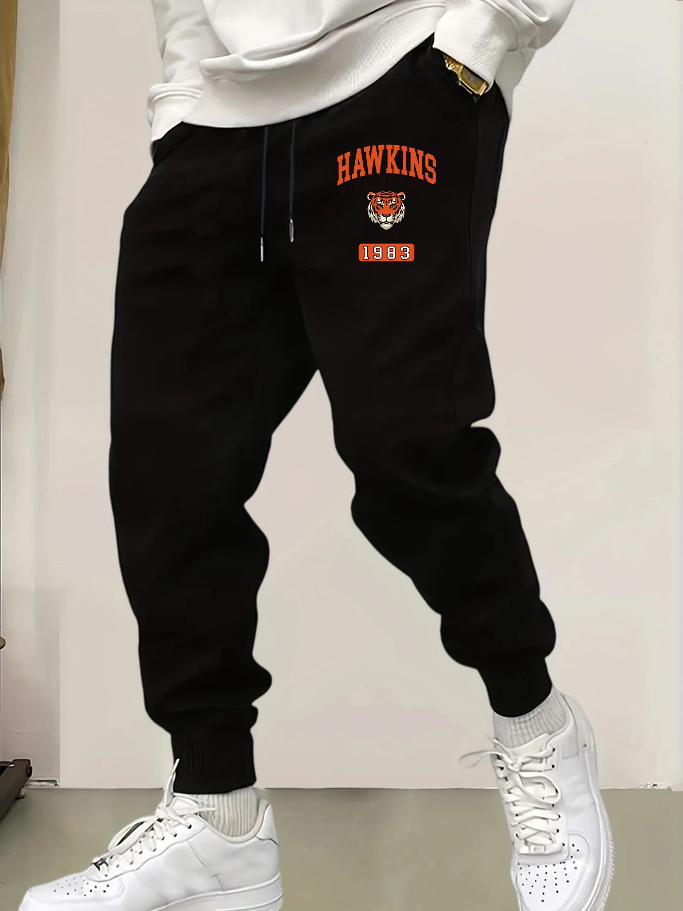 

Tiger 1983 Printing Man Sweatpants Pocket Fleece Pant Casual Warm Trousers Autumn Fashion Sports Sweatpant All-Match Long Pants