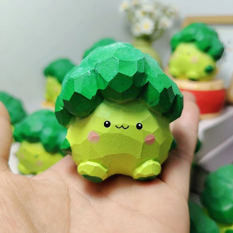 Hand Carved Wooden Broccoli Figurine Cute Vegetable Ornament For Home Office Desk Car Dashboard Decoration
