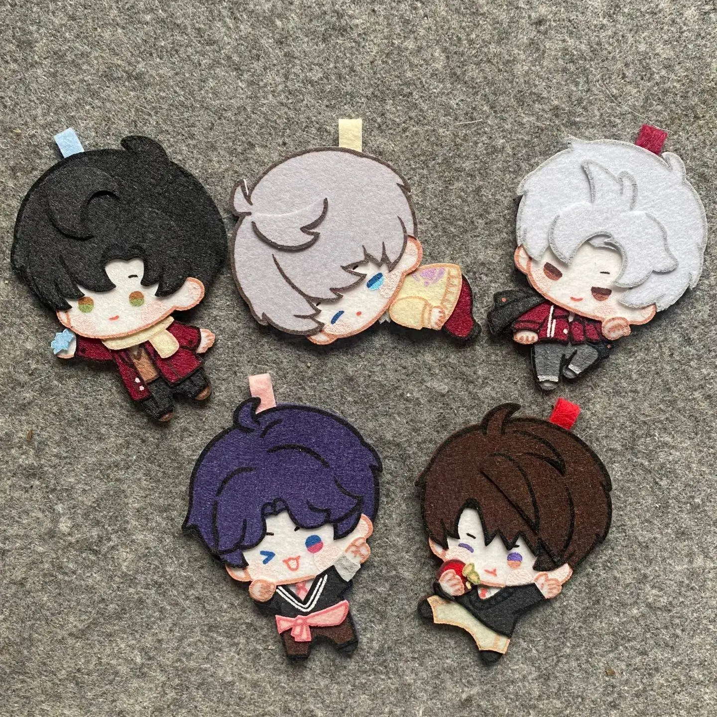 

2026 Anime Love and Deepspace Sylus Rafayel Caleb Zayne Xavier Cosplay cartoon Non woven keychain pendant ornament Xmas Gift