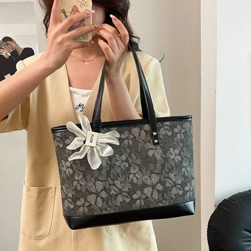 

Fashionable Women Handbag Retro Maillard Shoulder Bag Crossbody Purse For Travel And Work Use