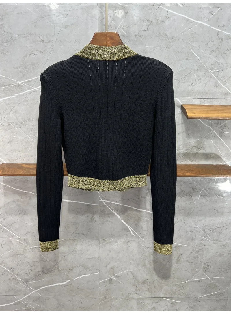 Hochwertige Damenmode Frühling neue Vintage süße süße V-Ausschnitt Gold knopf schlanke Stretch Strick pullover Strickjacke Top