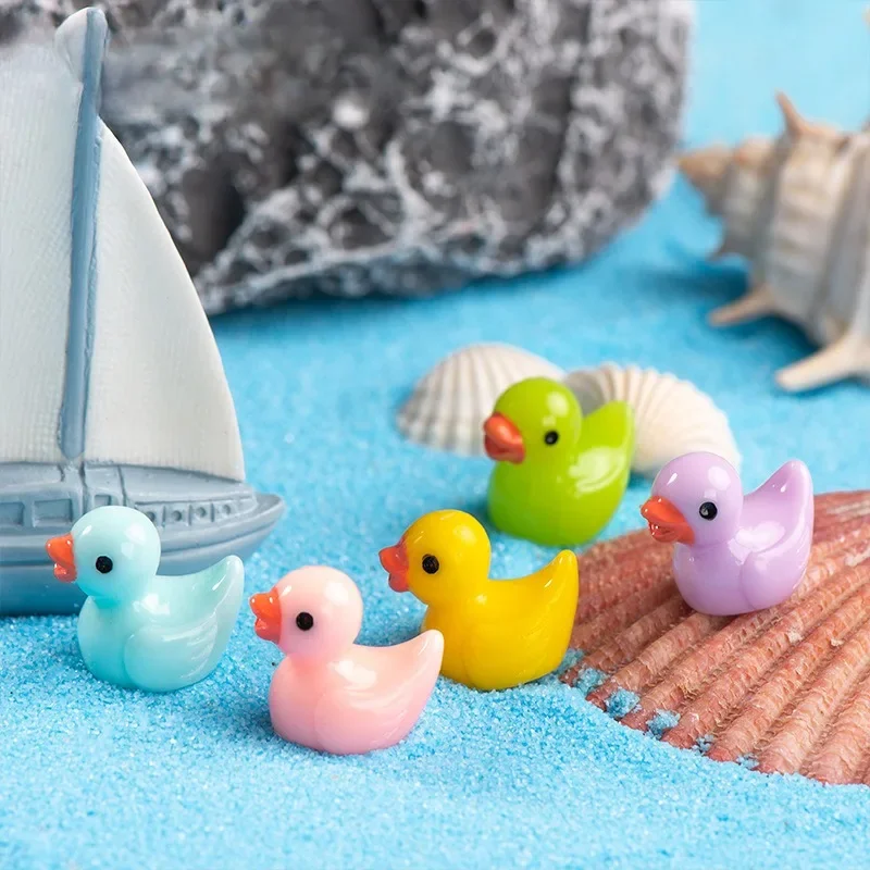 1 Pcs Cute Yellow Duck Miniature Figurine Ornaments Micro Landscape Decoration Accessories Simulated Animal Resin Charms Crafts