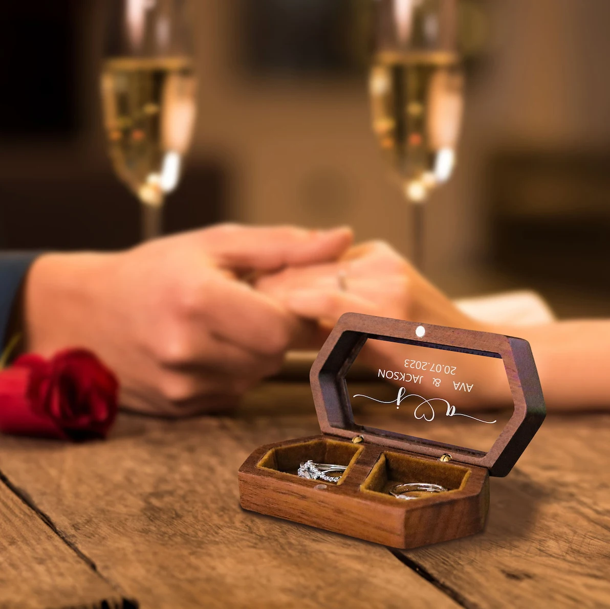 Boîte à matiques en bois avec album personnalisé, porte-bague de fiançailles et de mariage gravé personnalisé, cadeau pour couples, mariées et mariés