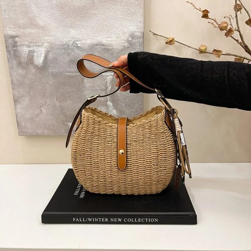 

Designer Diaper Bag For Women: Large Capacity Elegant Leather Tote, Trendy Simple Crossbody Bag With Paris Style Logo