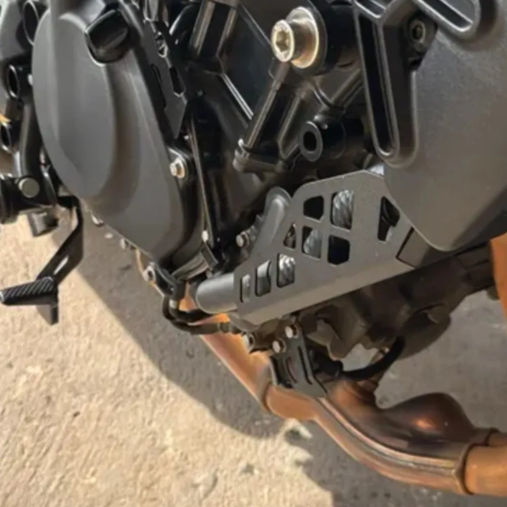 2026 2025 Eliminator500 For Kawasaki Eliminator 500 2024-2025-2026 Engine Cylinder Head Valve Cover Guard Protector Motorcycle