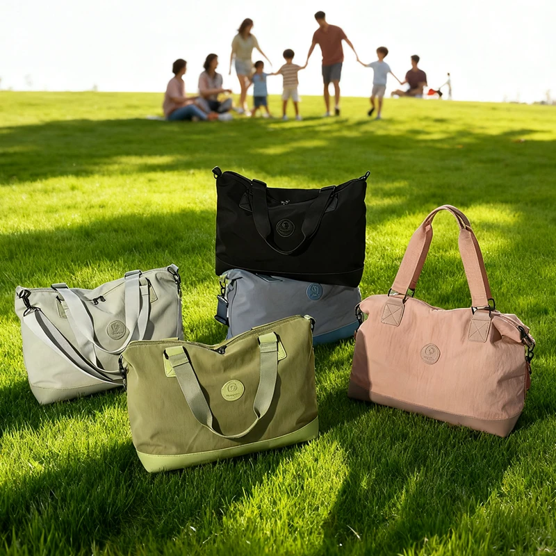 

Multifunctional travel and fitness bag - large capacity, adjustable shoulder strap, durable polyester fiber, perfect choice for