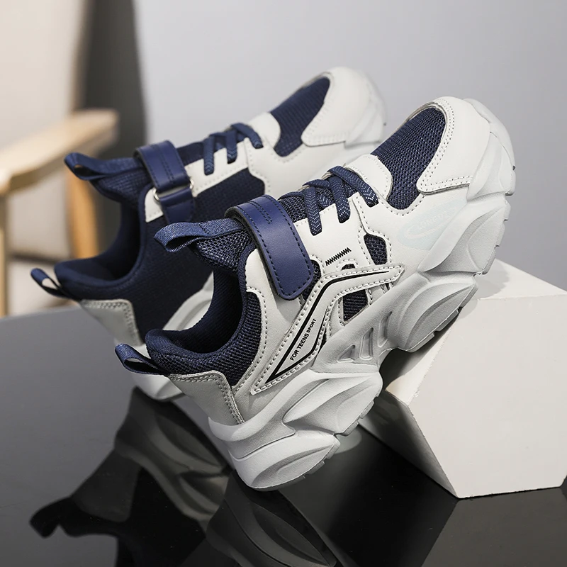 الخريف الساخن بيع الأحذية الرياضية المنعشة للأطفال حماية القدم ودعم التوازن الاحذية اليومية الحرم الجامعي عارضة الأحذية