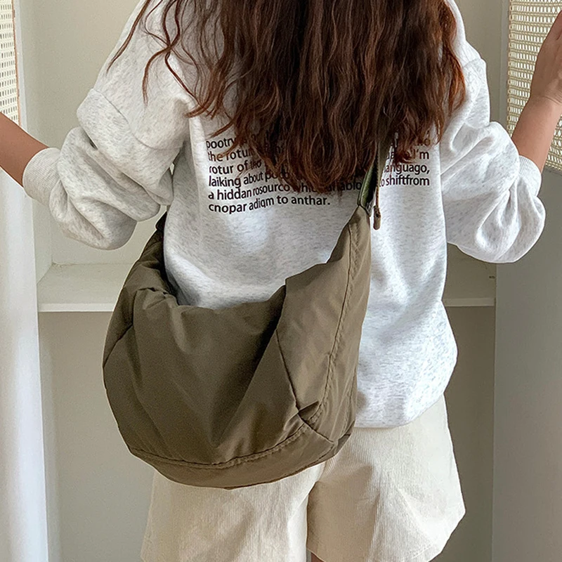 

Luxury Designer Nylon Crossbody Shoulder Hobos Handbag High End Bag Women Korean Casual Tote Purse Ladies 2026