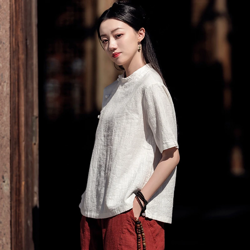 綿ラミー女性トップス 2025 春夏中国風のヴィンテージ斜めシングルブレスト無地半袖シャツ T359