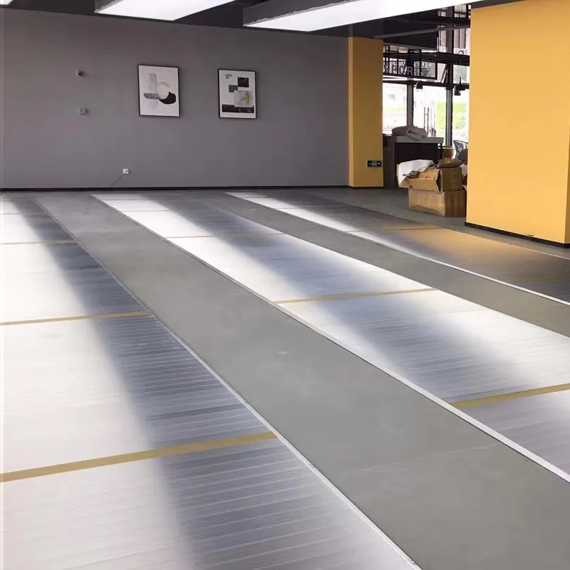 Hit the track to compete with the aluminum road