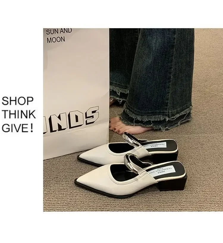 2026 Neue Damen-Cover-Toe-Mules mit Metallverzierung, dicker Absatz, bequeme Street-Style-Slipper – Detail 13