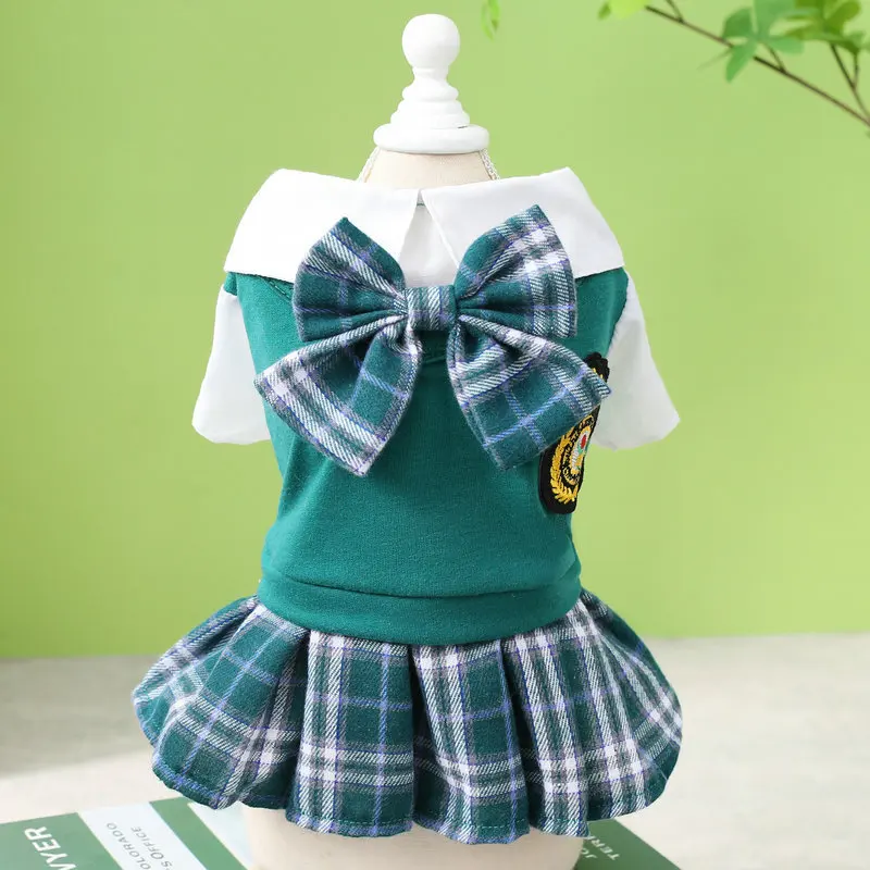 New pet clothes for spring and summer, college style couple set T-shirt short skirt, dog casual fashion clothes