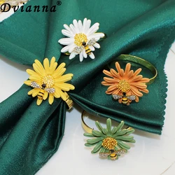 4Pcs Daisy Sunflower Napkin Rings Metal Bee Sunflower Napkin Ring Holders for Dinning Table Everyday Family Gatherings HWD14