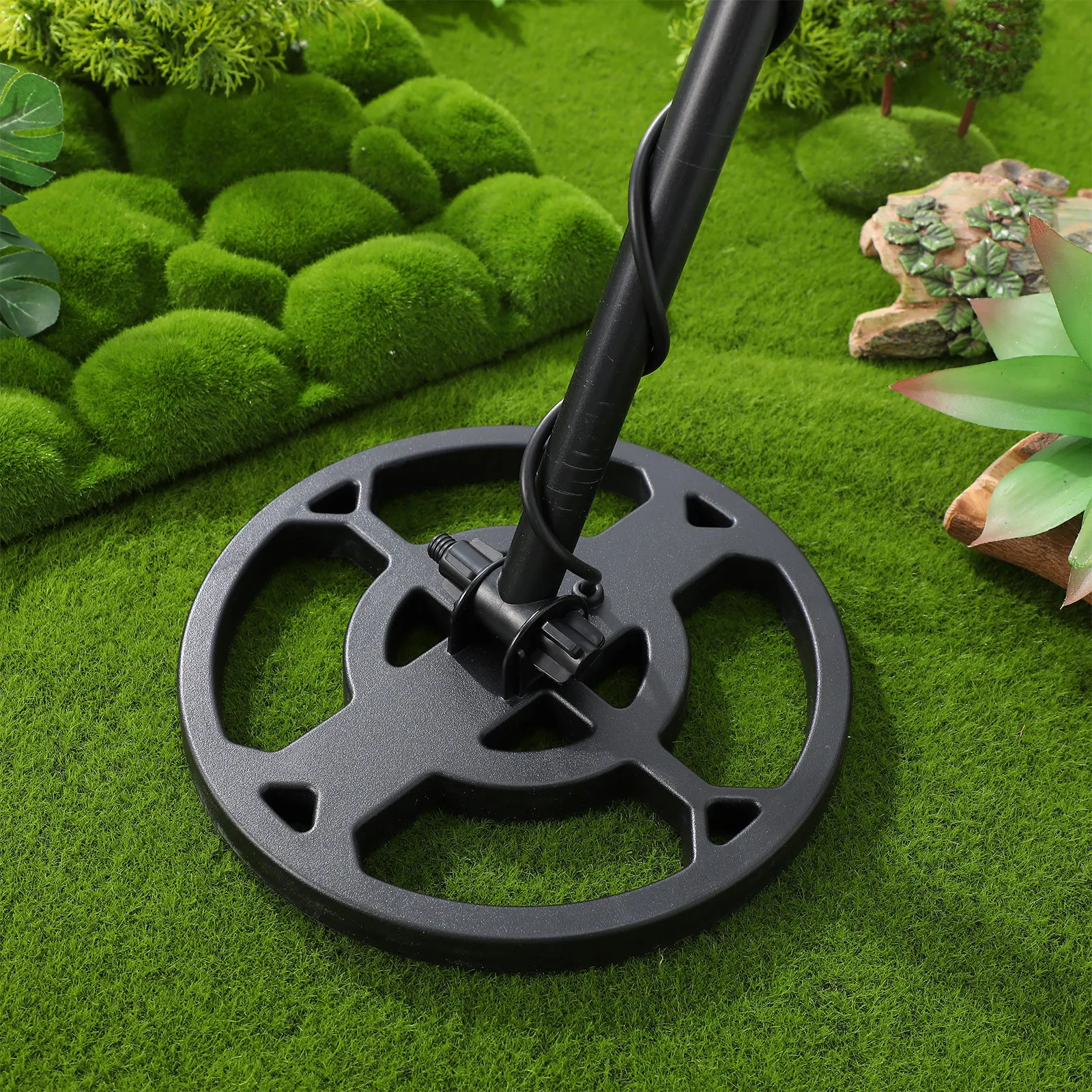 

Metal Adjustable Length Adult Waterproof Lightweight Ergonomic Handle High Sensitivity Metal Detecting Equipment