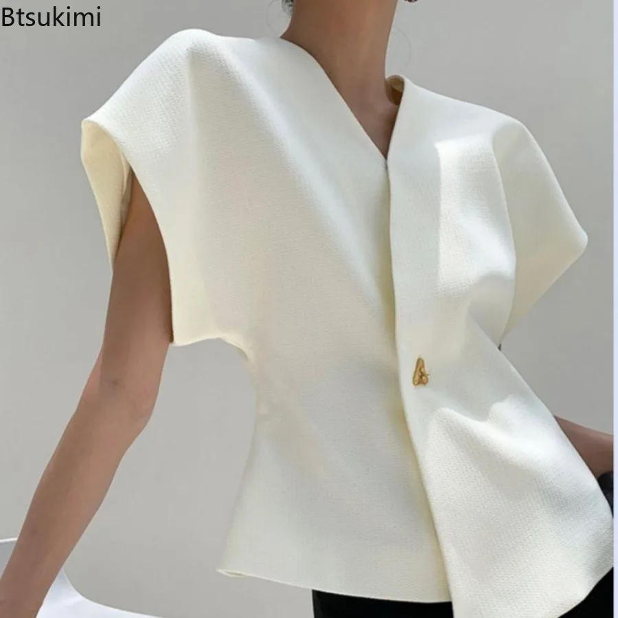 

2025 Autumn Elegant Women T-shirt V-neck Single Button Tops French Style Irregular Top Solid Short Sleeved Women Y2k Streetwear