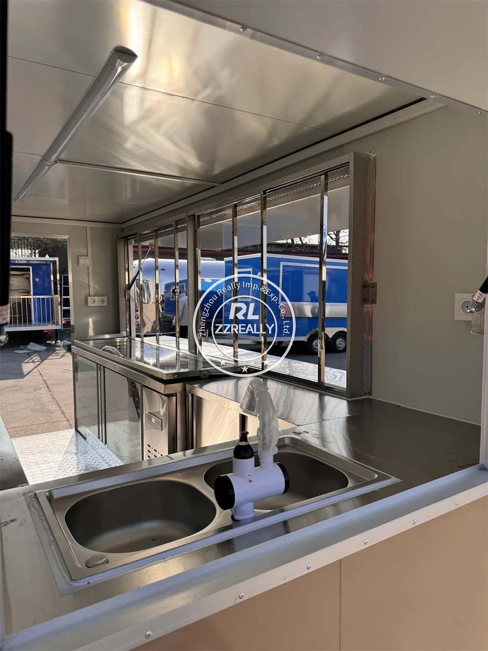 Caminhão de comida ao ar livre cozinha móvel carrinho de sorvete cafeteria quiosque concessão reboque de comida totalmente equipado