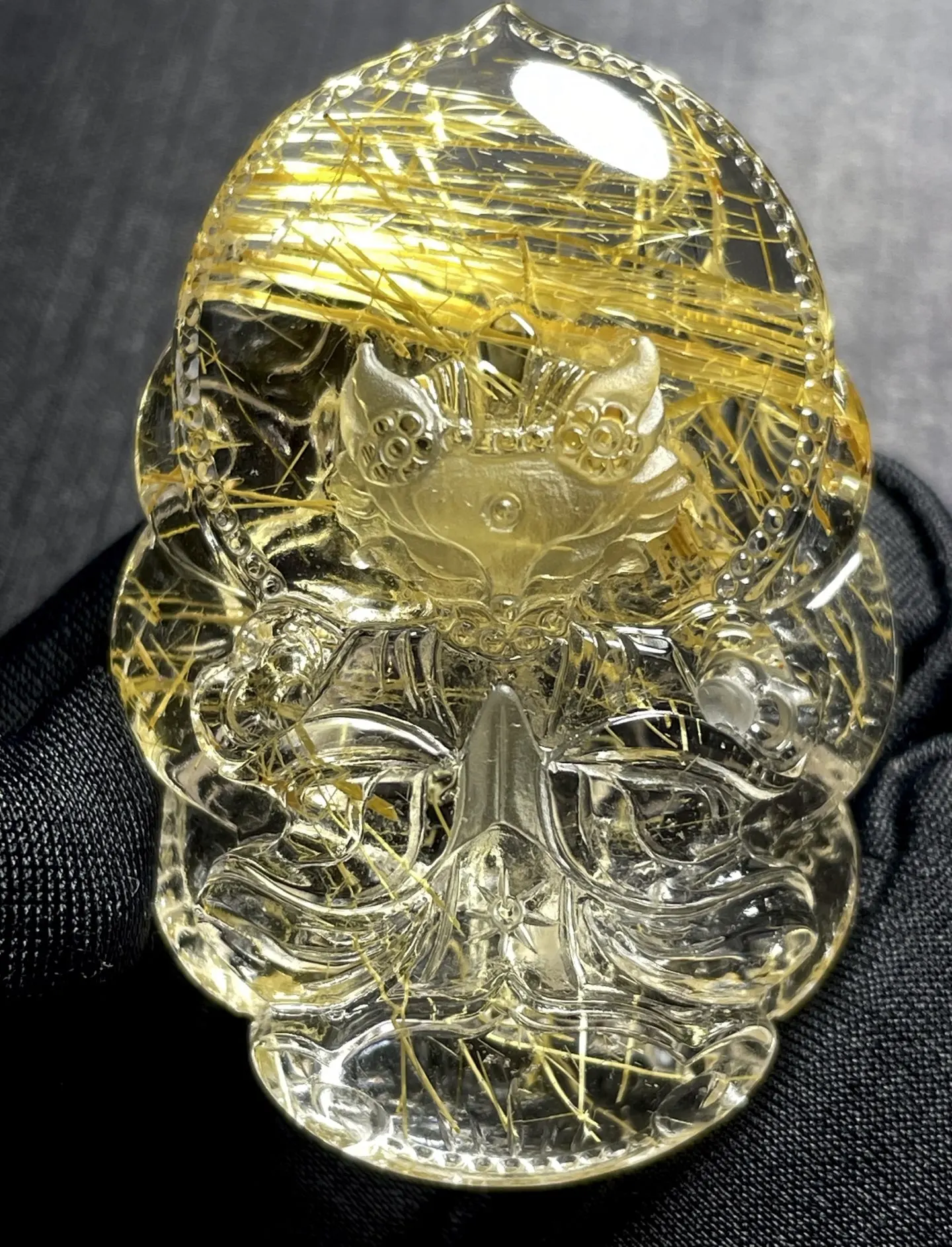 Natural Gold Rutilated Quartz Pendant Jewelry 46*31.5*16.7mm Fox Rutilated Women Men AAAAAAA